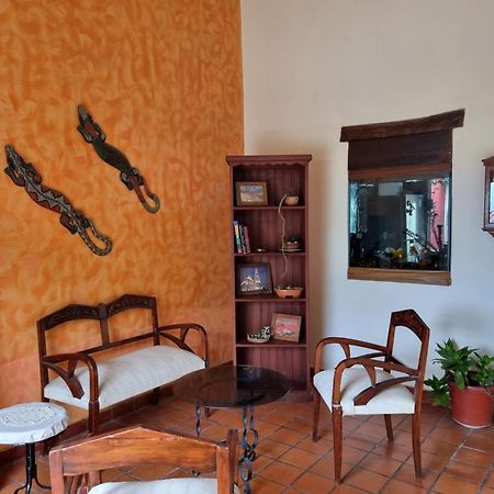Hostal Las Rosas Salta Exterior photo