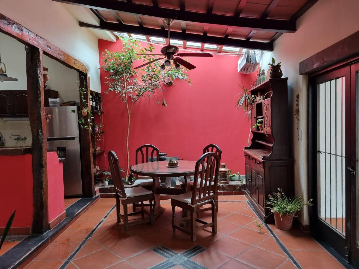 Hostal Las Rosas Salta Exterior photo
