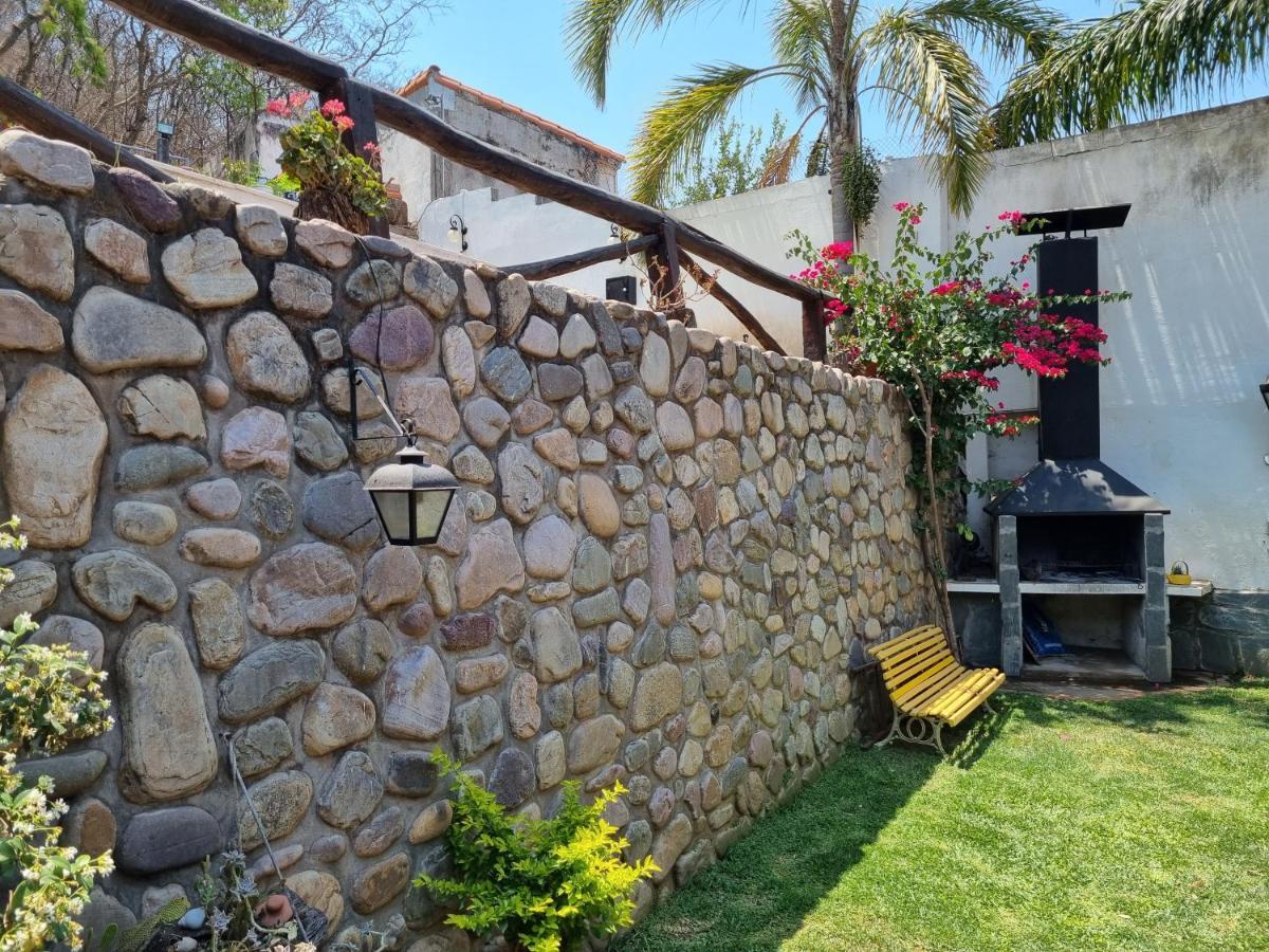 Hostal Las Rosas Salta Exterior photo