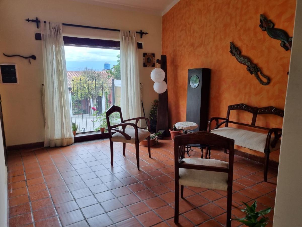 Hostal Las Rosas Salta Exterior photo